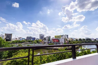 Cozy Riverview of Livinginn – Fotos 11